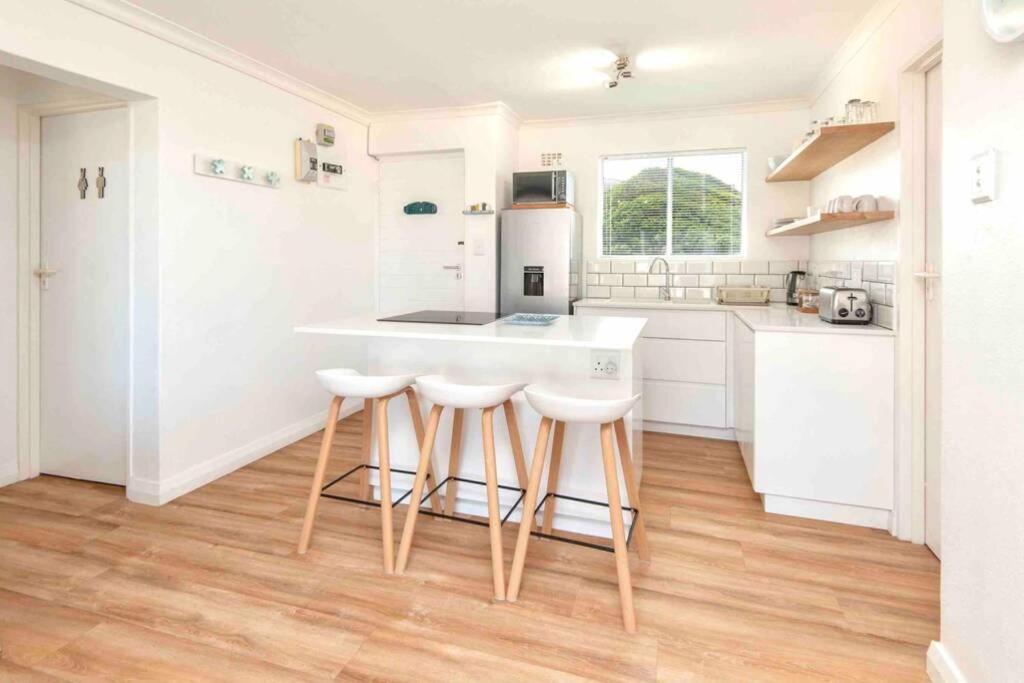 Apartamento Luxury @ The Ocean Hermanus Exterior foto