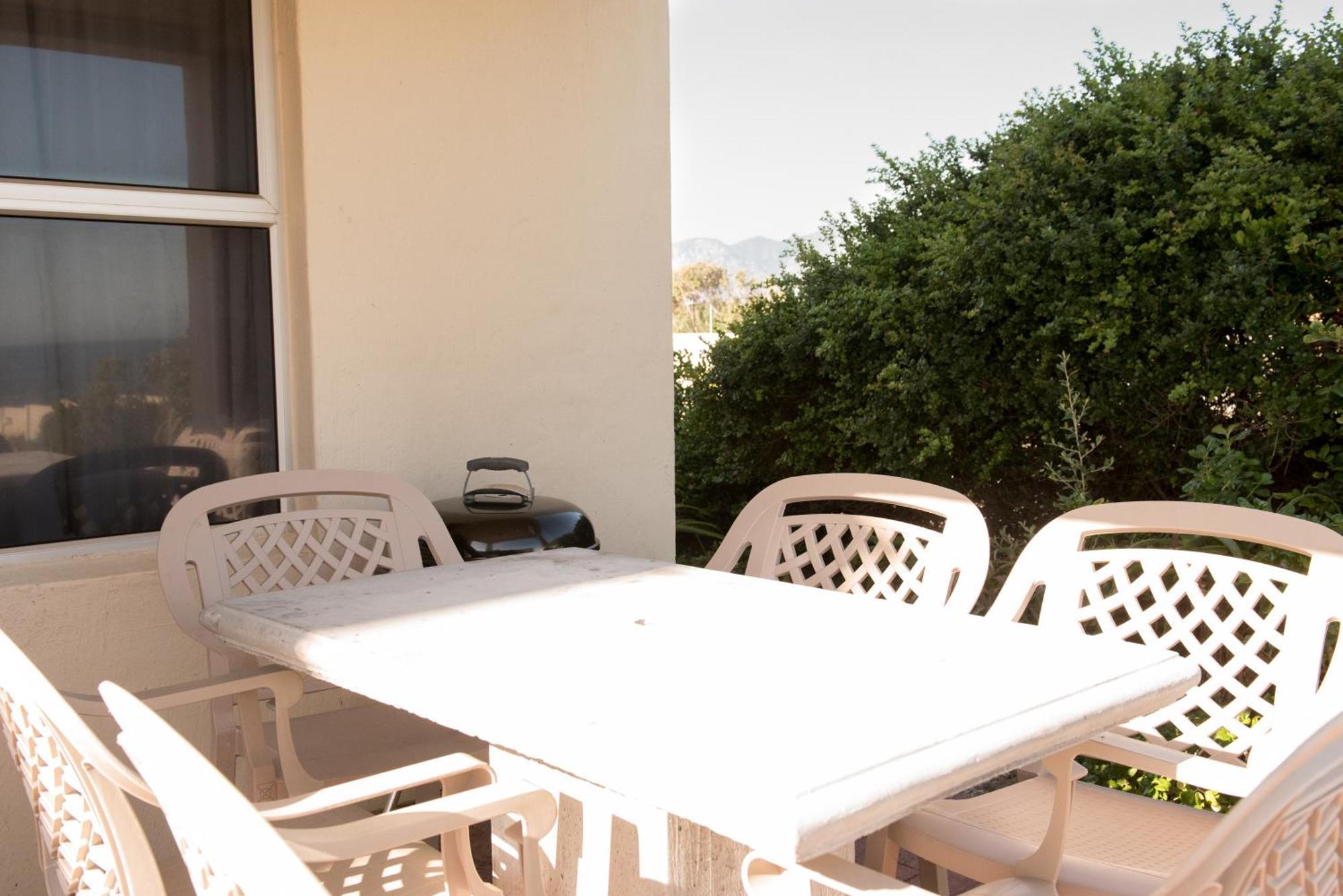 Apartamento Luxury @ The Ocean Hermanus Exterior foto